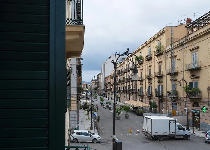 Palazzo Falcone Apartments